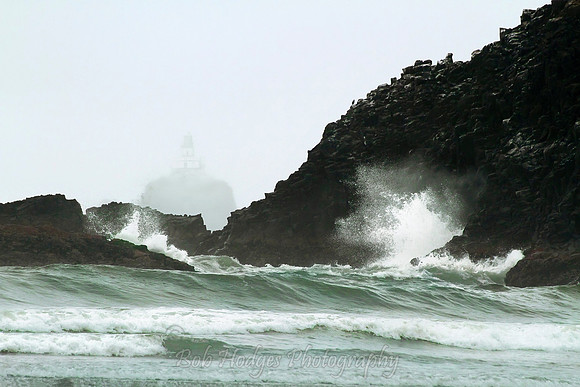 Tillamook_Rock_Lighthouse_Rain_and_Surf-rys, etc