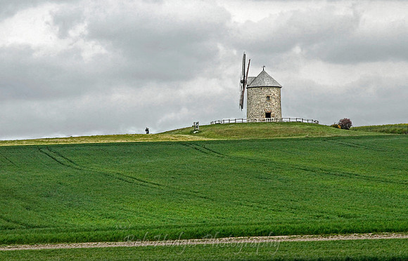 _MG_6319_Windmill_near_Mont_Sainte_Michel