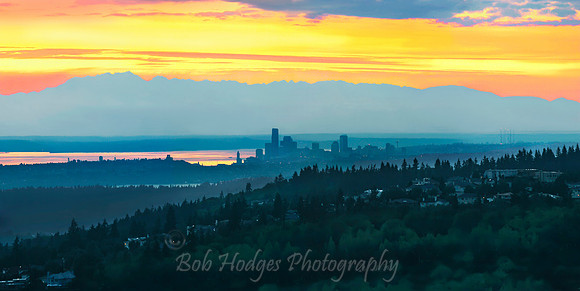 Seattle_Dusk_from _Cougar_Mt